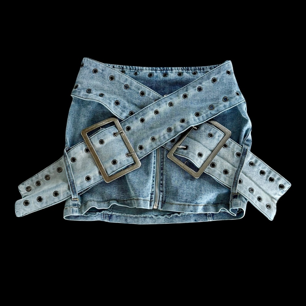 Y2K Queen Maria Blue Denim Mini Skirt Grommet Belted Buckle Y2K Festival Sm